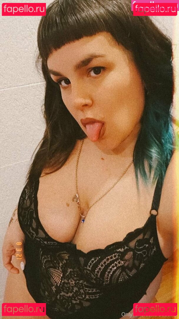 baccend_dada / dadabitch Onlyfans Photo Gallery 