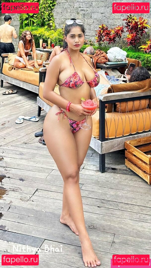 Pratika Sood / pratika_sood / pratikasood_ Onlyfans Photo Gallery 