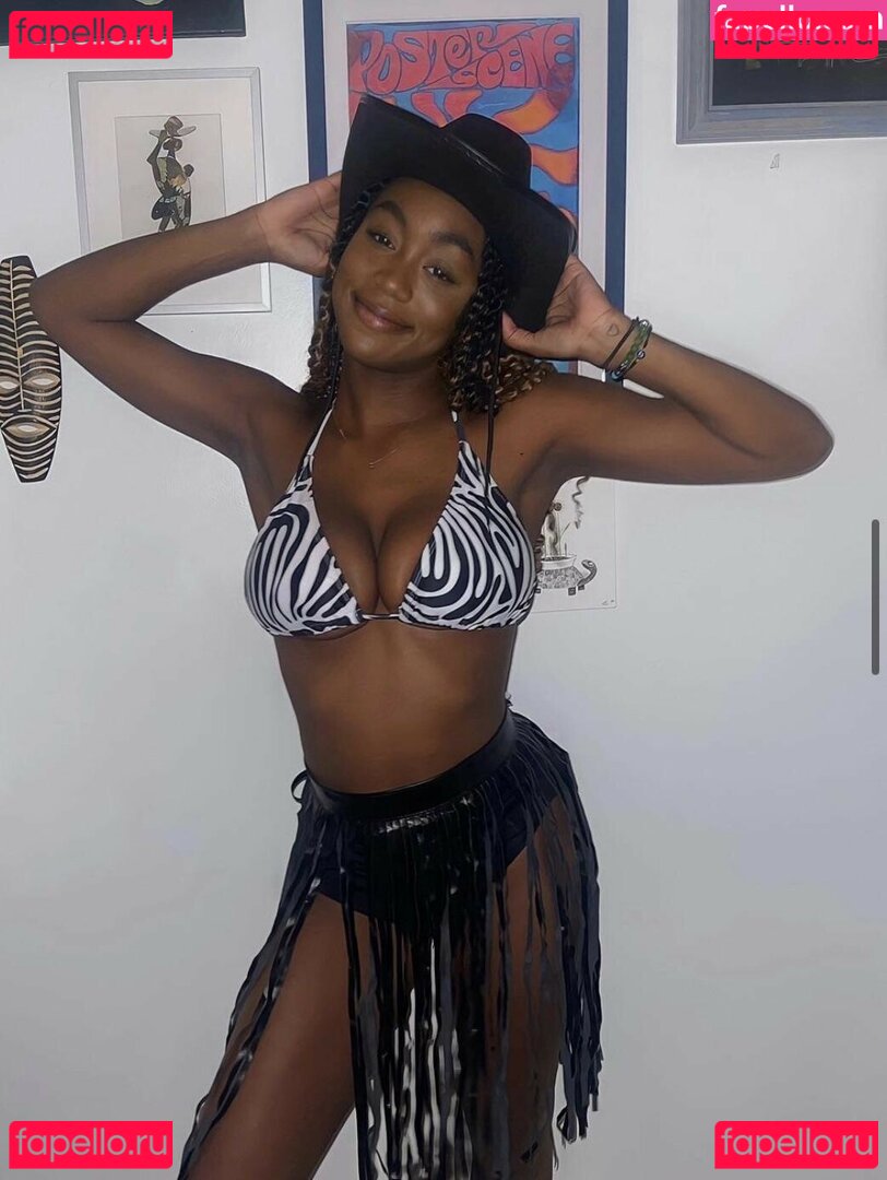 Majormommyissues / aj.grove / mommyissues3