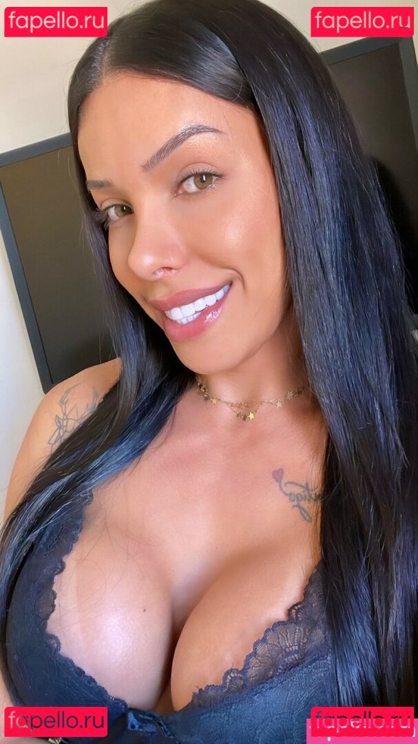 Natalia Avellar / natalia.avellar / nataliaavellar