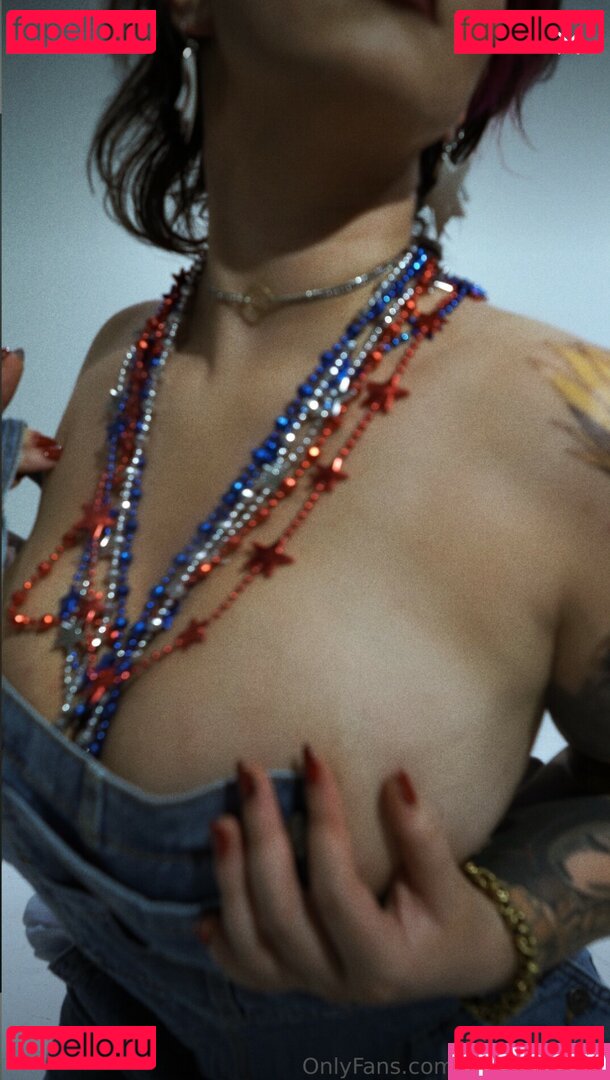 EmeryEXP / EmeryPan Onlyfans Photo Gallery 