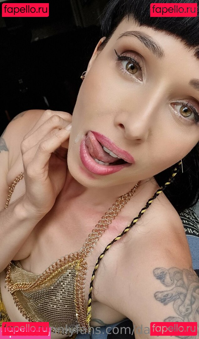 Darya Jane / daryajane / itsdaryajane Onlyfans Photo Gallery 