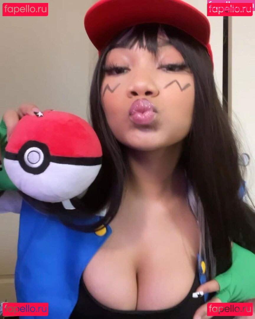 MARI / Mariiiisel / killm4ri Onlyfans Photo Gallery 