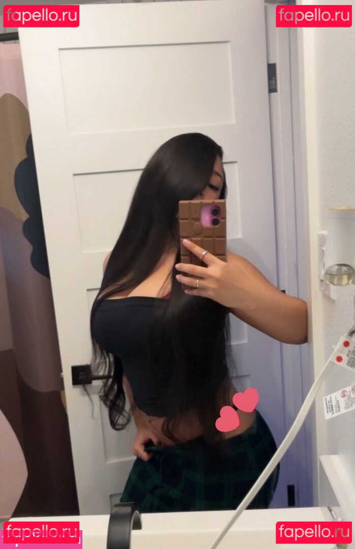 MARI / Mariiiisel / killm4ri Onlyfans Photo Gallery 