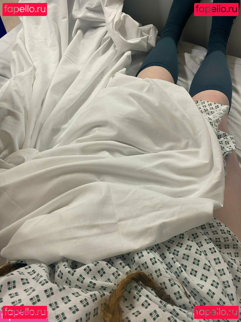 charlottieeeeee / charlottiefree Onlyfans Photo Gallery 