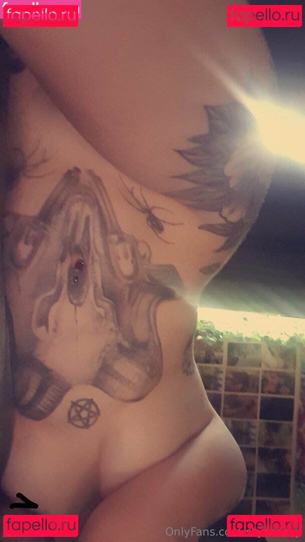 skyeskyeexo / skyessexy Onlyfans Photo Gallery 