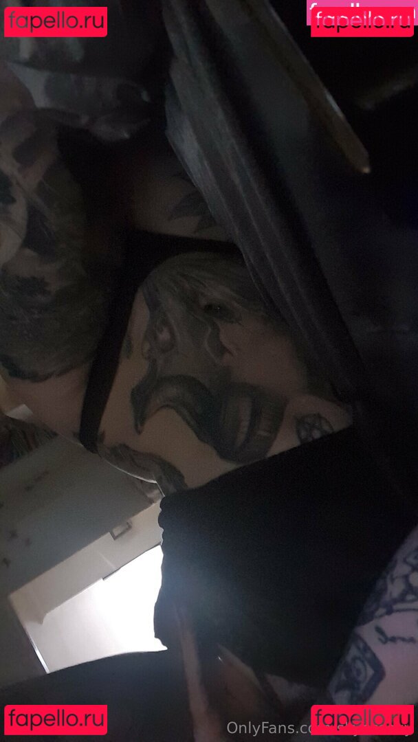 skyeskyeexo / skyessexy Onlyfans Photo Gallery 