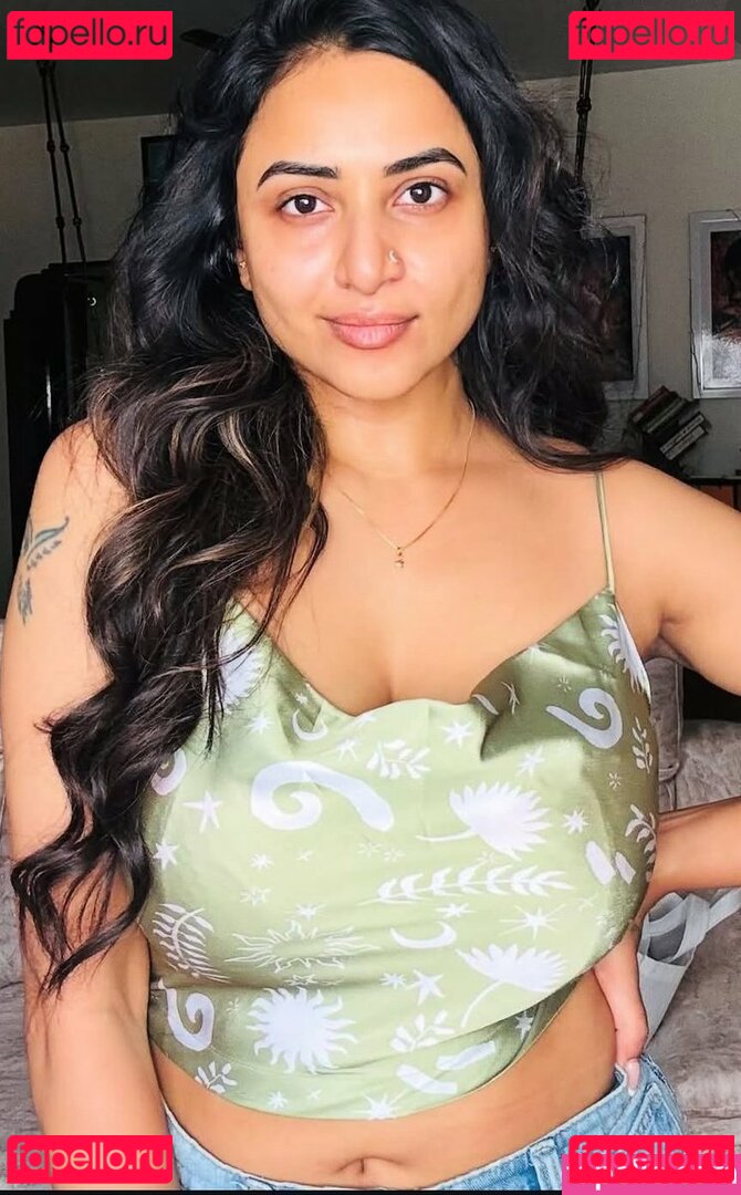 Janani Ashokkumar Nude Onlyfans Photo 22