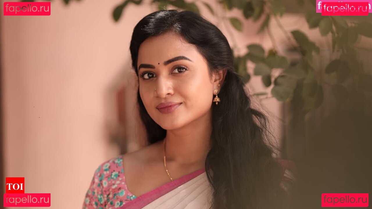 Janani Ashokkumar Nude Onlyfans Photo 20