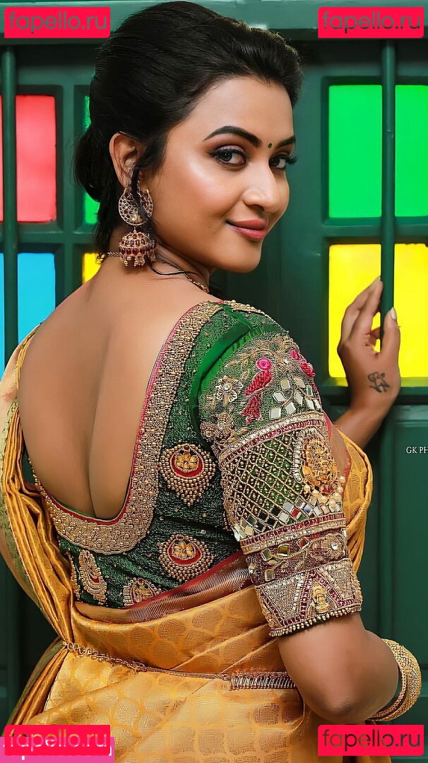 Janani Ashokkumar Nude Onlyfans Photo 19