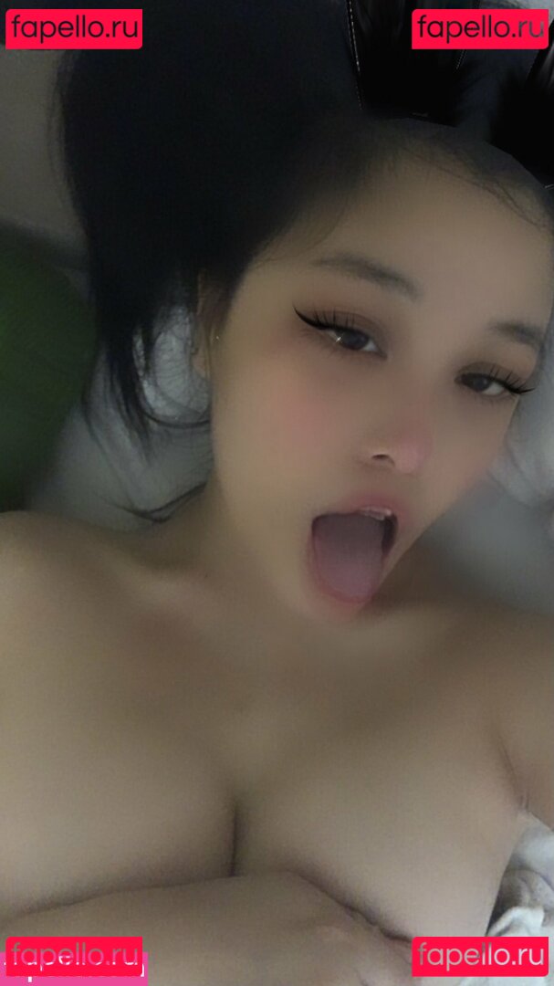 miumiu / muieru Onlyfans Photo Gallery 