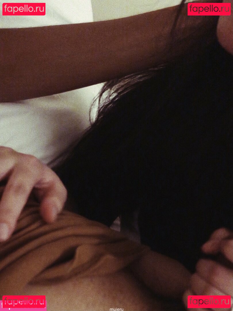 miumiu / muieru Onlyfans Photo Gallery 