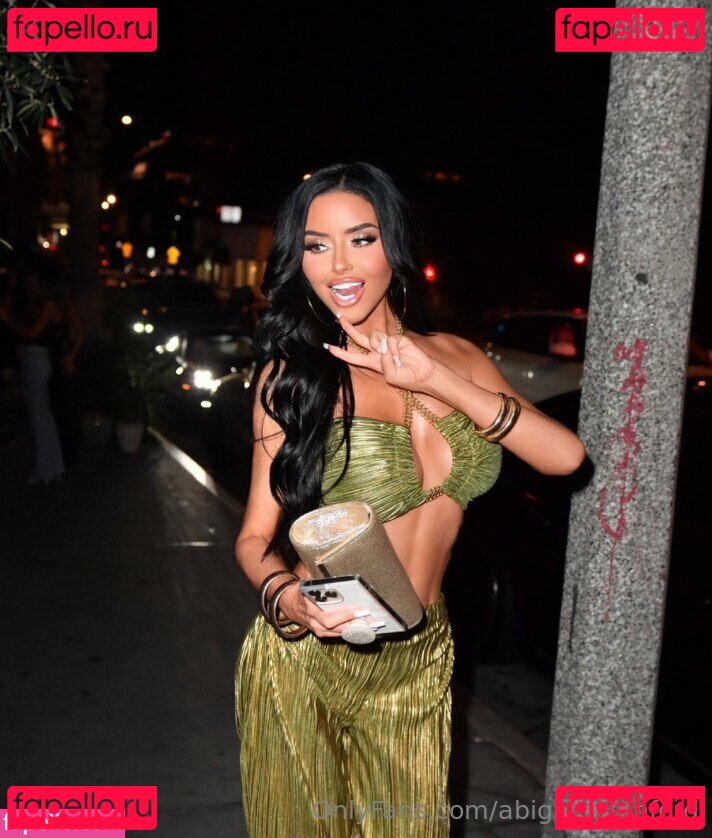 abigailratchford Onlyfans Photo Gallery 