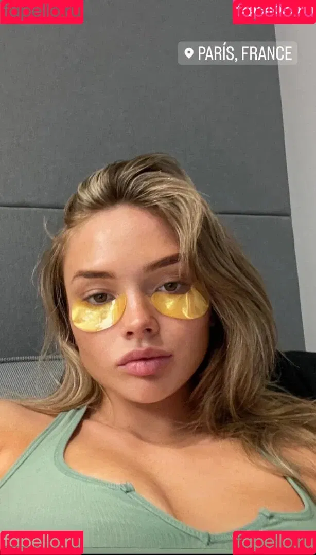 Natalie Alyn Lind Onlyfans Photo Gallery 
