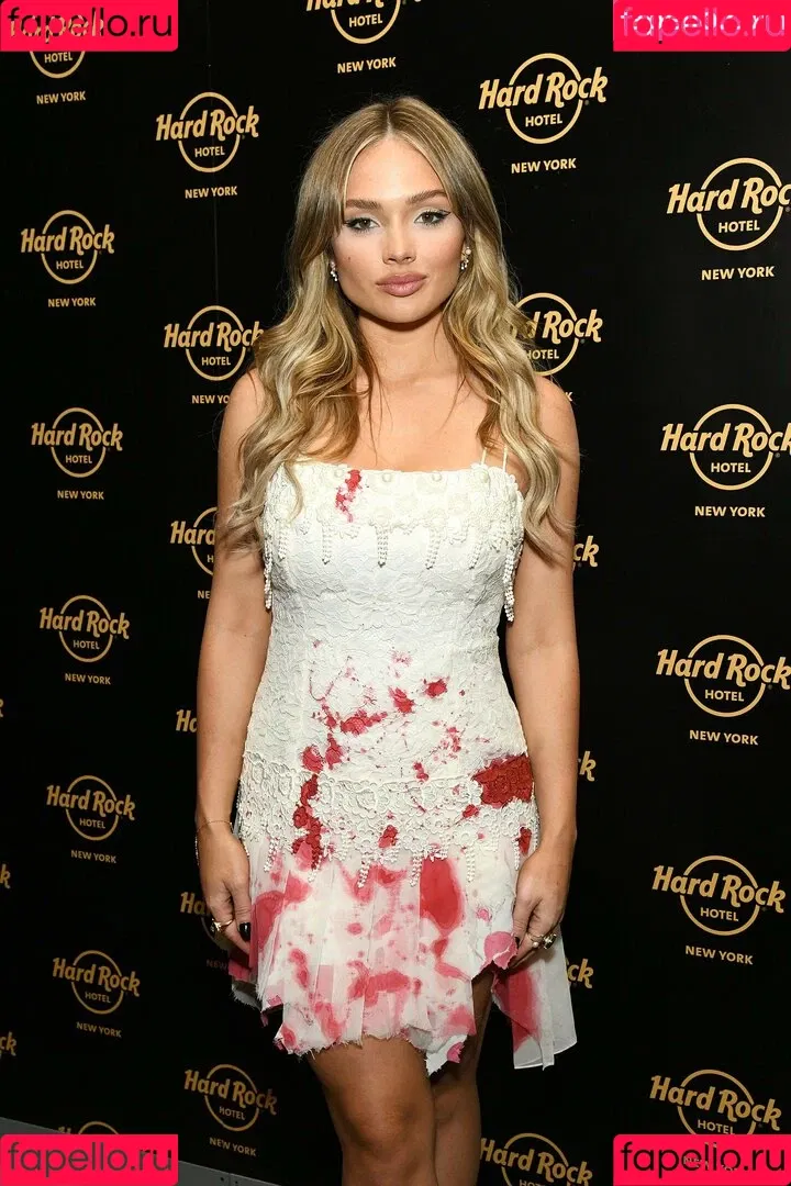 Natalie Alyn Lind Onlyfans Photo Gallery 