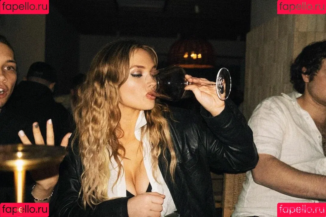 Natalie Alyn Lind Onlyfans Photo Gallery 