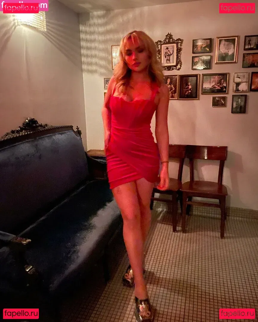 Natalie Alyn Lind Onlyfans Photo Gallery 