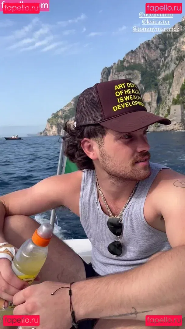 Natalie Alyn Lind Onlyfans Photo Gallery 