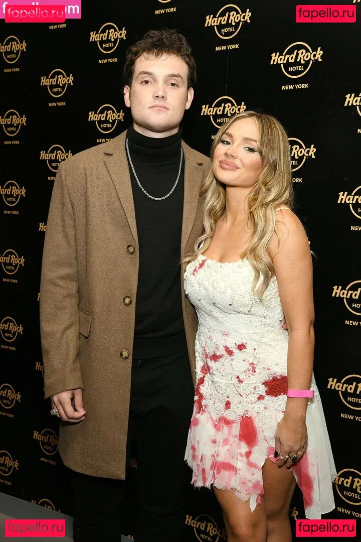 Natalie Alyn Lind Onlyfans Photo Gallery 