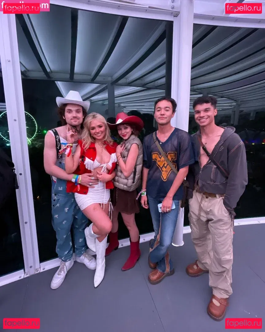 Natalie Alyn Lind Onlyfans Photo Gallery 