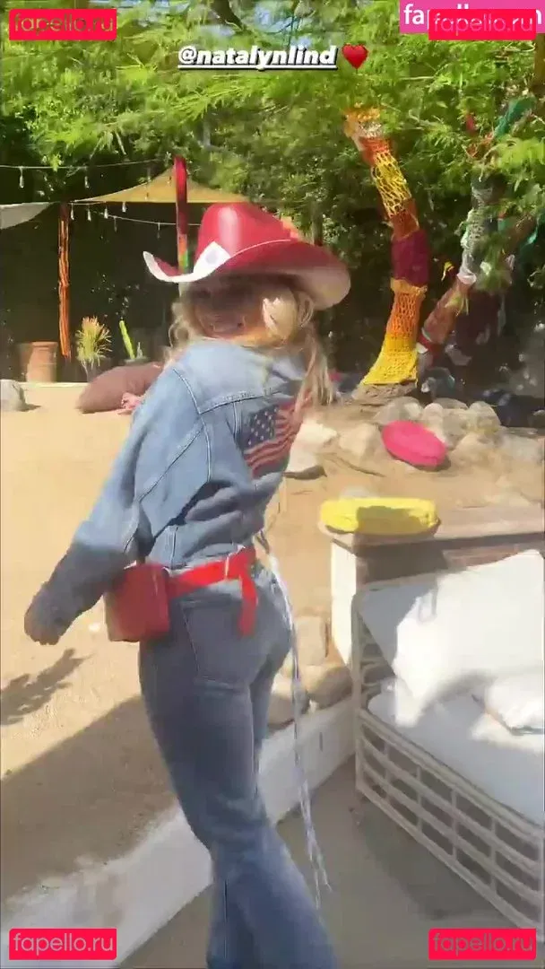 Natalie Alyn Lind Onlyfans Photo Gallery 