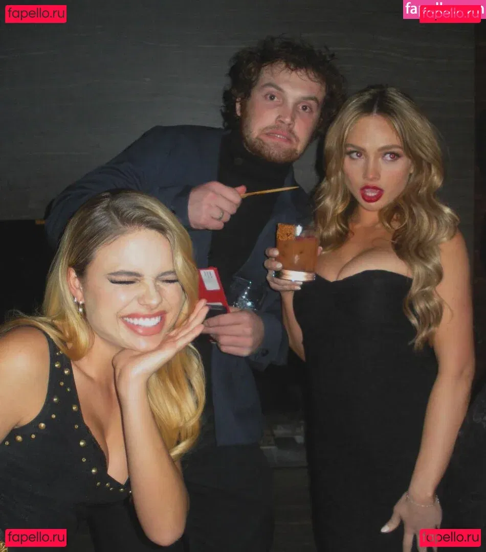 Natalie Alyn Lind Onlyfans Photo Gallery 