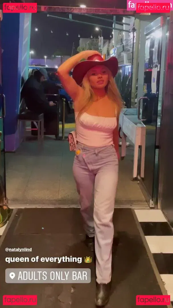 Natalie Alyn Lind Onlyfans Photo Gallery 