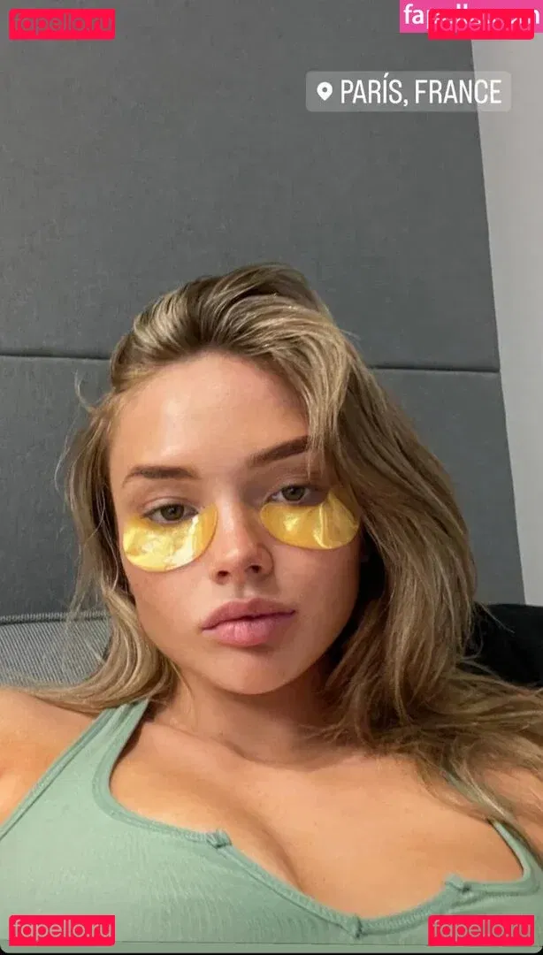 Natalie Alyn Lind Onlyfans Photo Gallery 