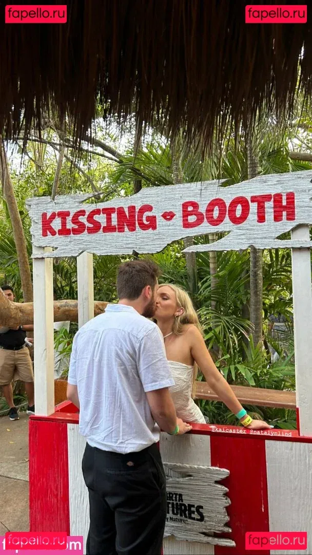 Natalie Alyn Lind Onlyfans Photo Gallery 