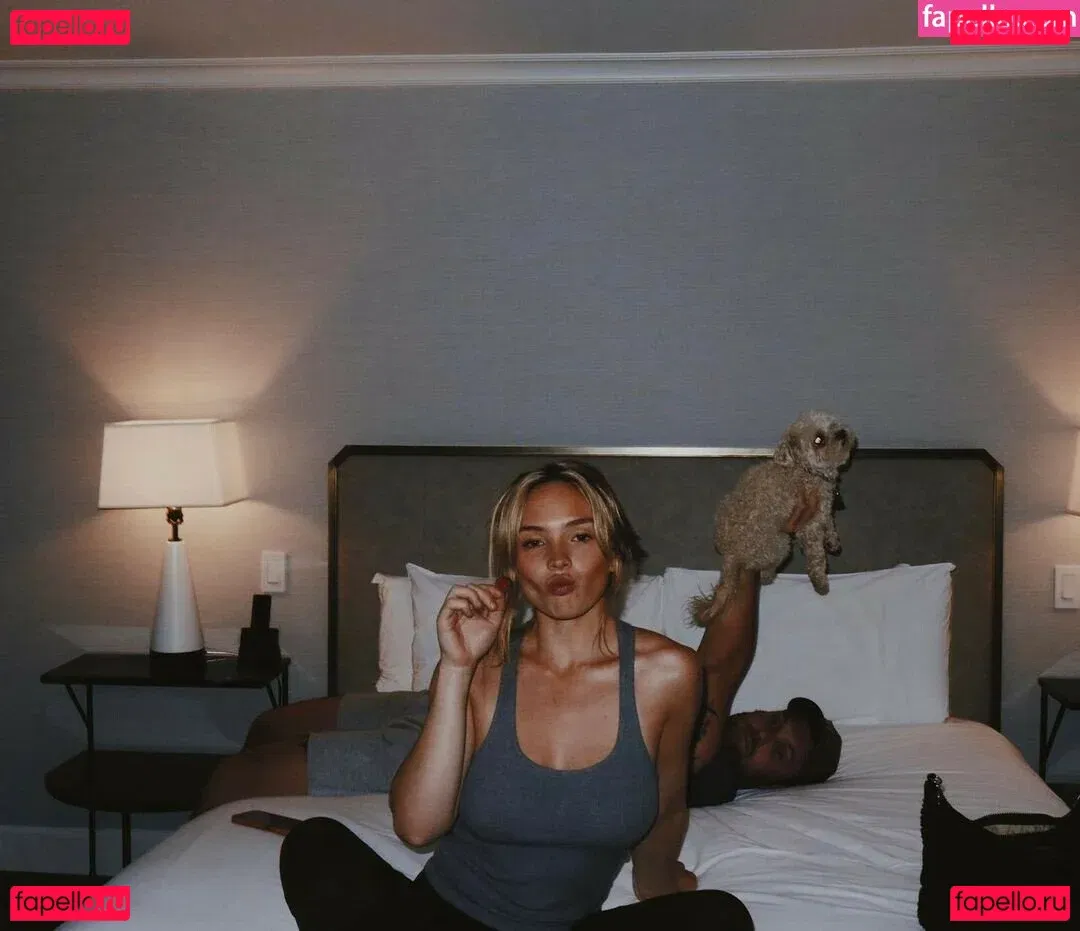 Natalie Alyn Lind Onlyfans Photo Gallery 