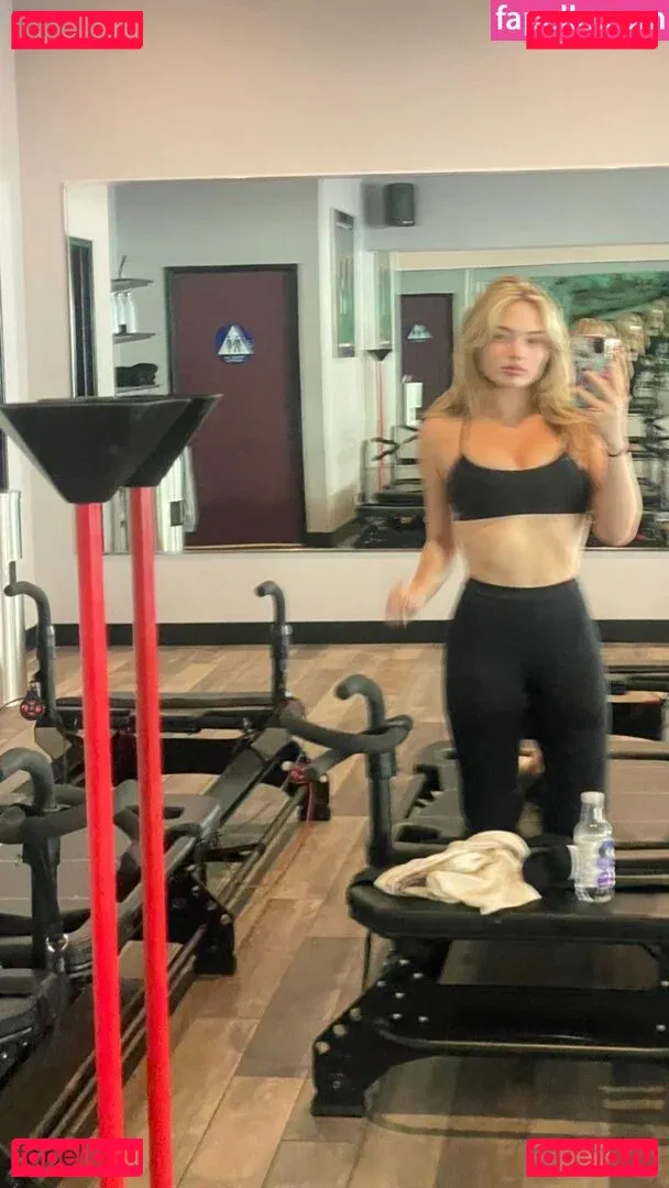 Natalie Alyn Lind Onlyfans Photo Gallery 