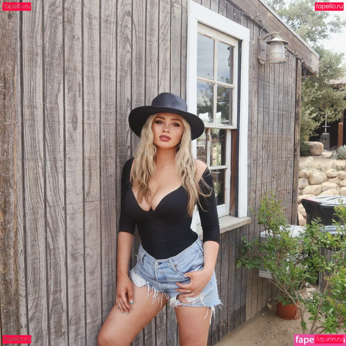Natalie Alyn Lind Onlyfans Photo Gallery 