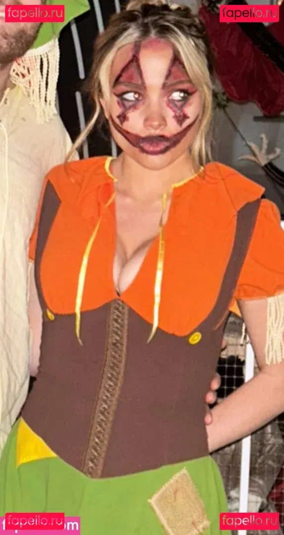 Natalie Alyn Lind Onlyfans Photo Gallery 