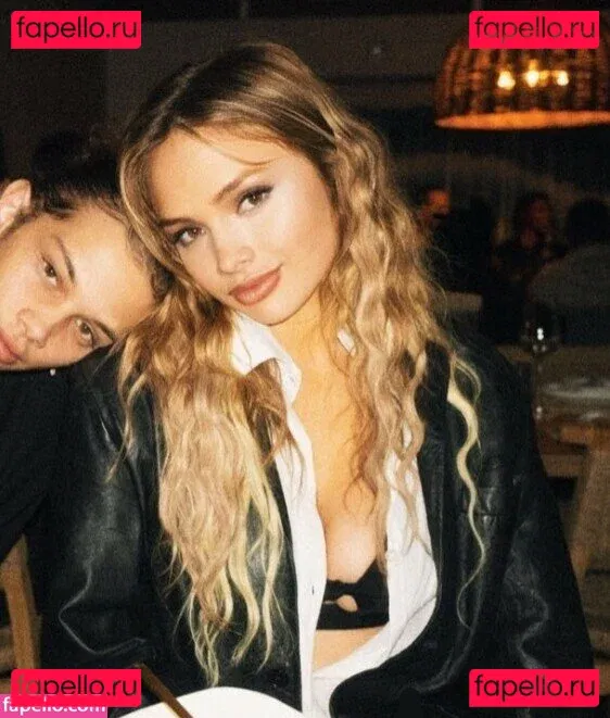 Natalie Alyn Lind Onlyfans Photo Gallery 