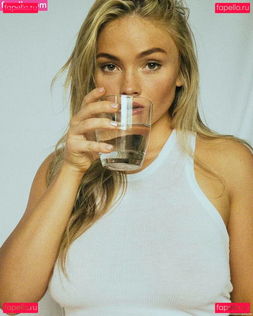 Natalie Alyn Lind Onlyfans Photo Gallery 