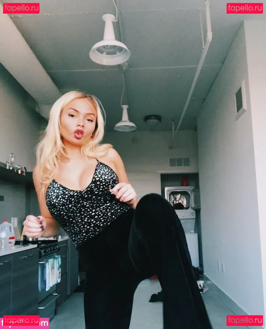 Natalie Alyn Lind Onlyfans Photo Gallery 