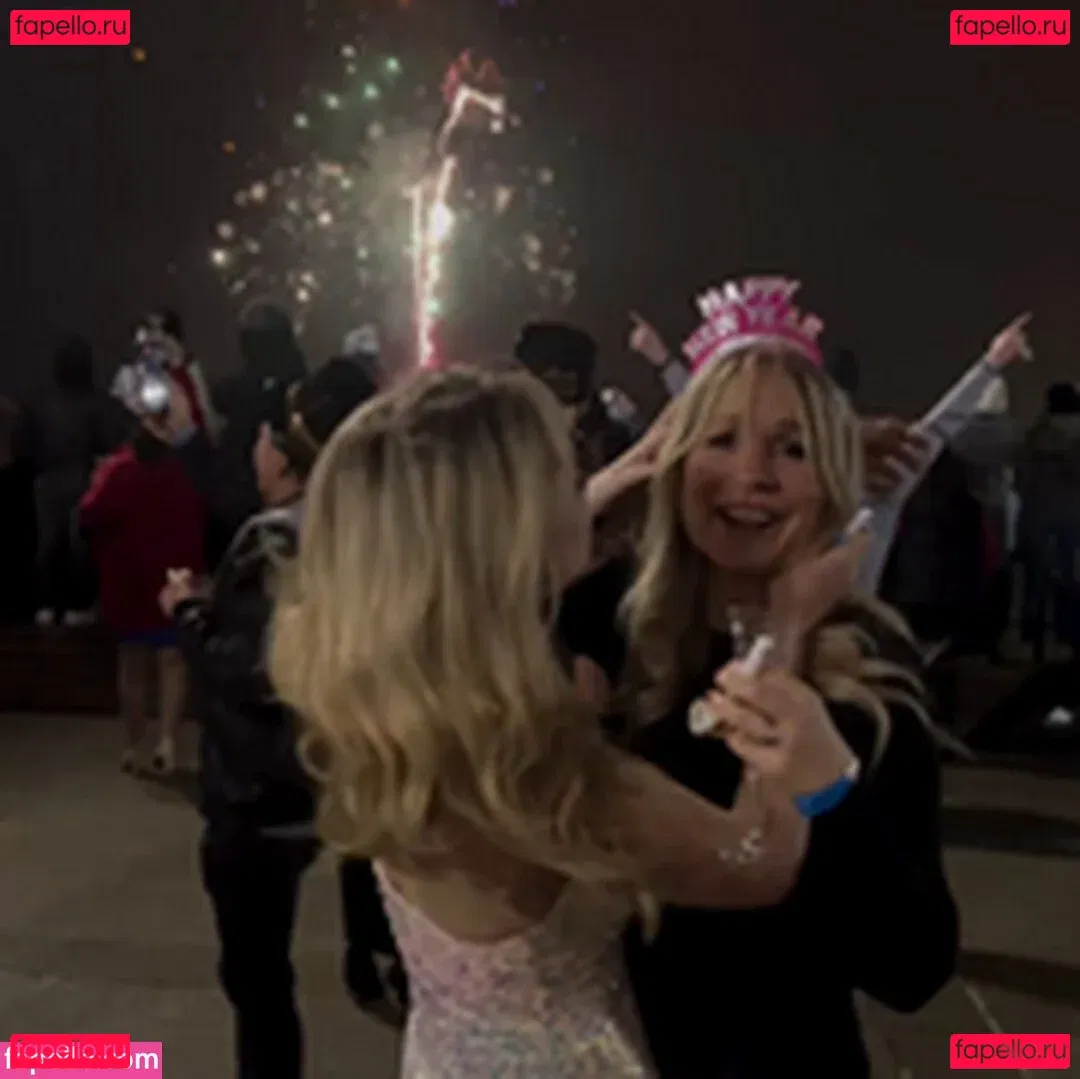 Natalie Alyn Lind Onlyfans Photo Gallery 