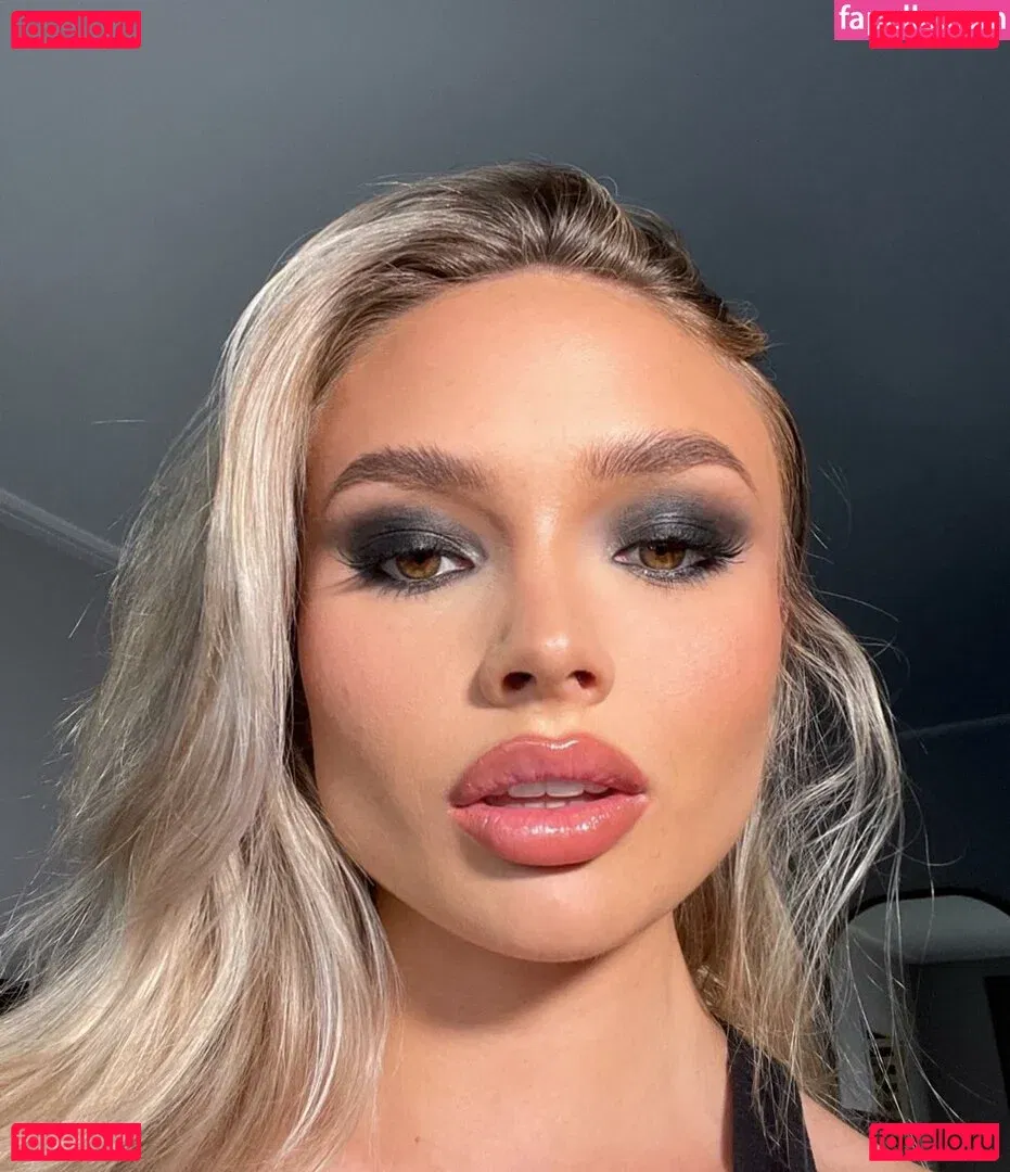 Natalie Alyn Lind Onlyfans Photo Gallery 