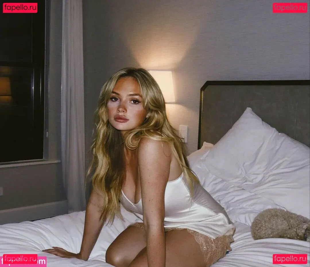 Natalie Alyn Lind Onlyfans Photo Gallery 
