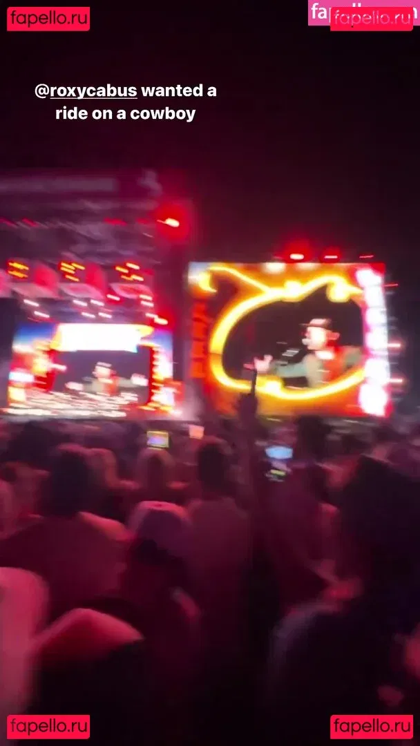 Natalie Alyn Lind Onlyfans Photo Gallery 