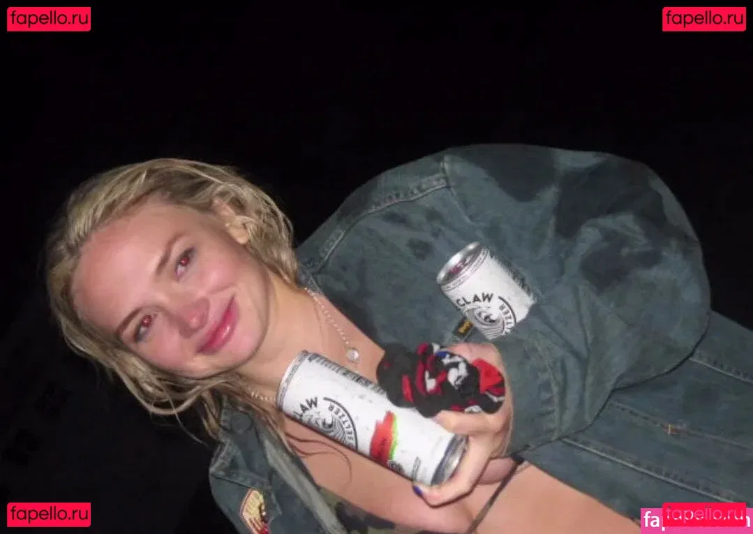 Natalie Alyn Lind Onlyfans Photo Gallery 