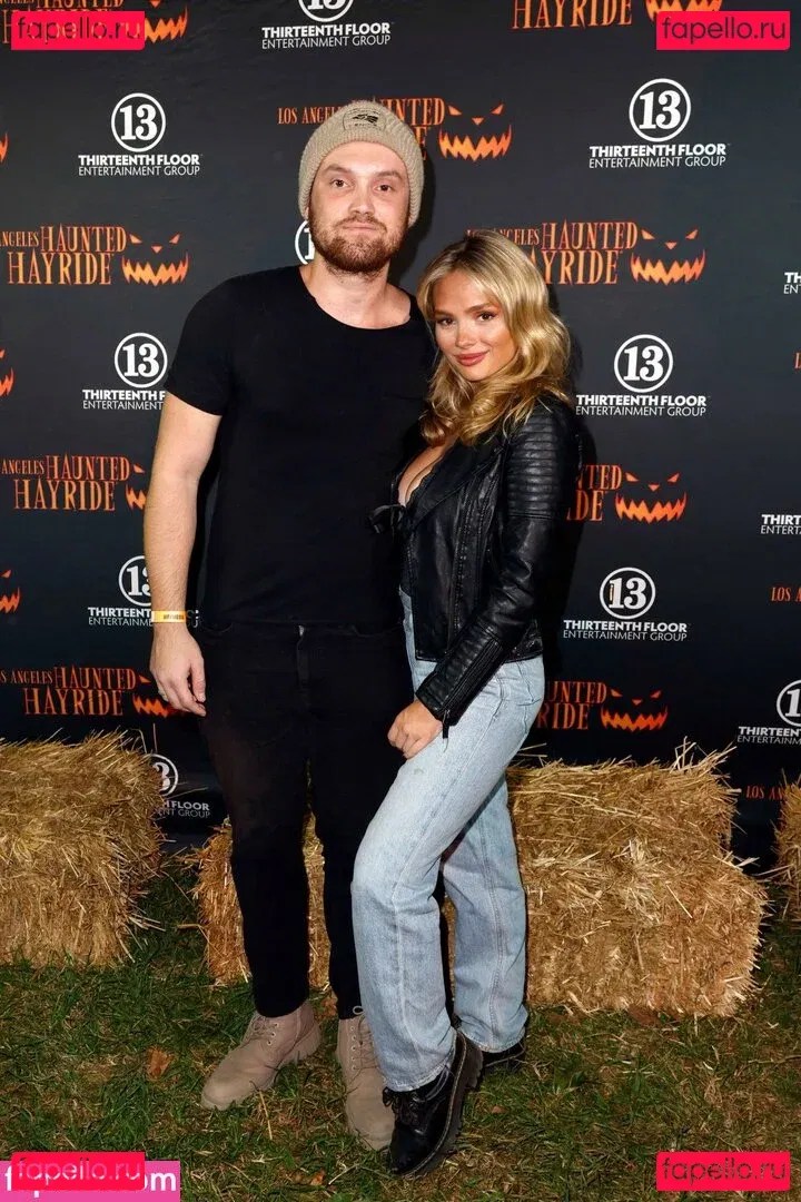 Natalie Alyn Lind Onlyfans Photo Gallery 