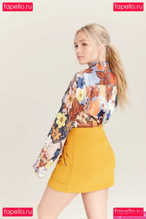 Natalie Alyn Lind Onlyfans Photo Gallery 