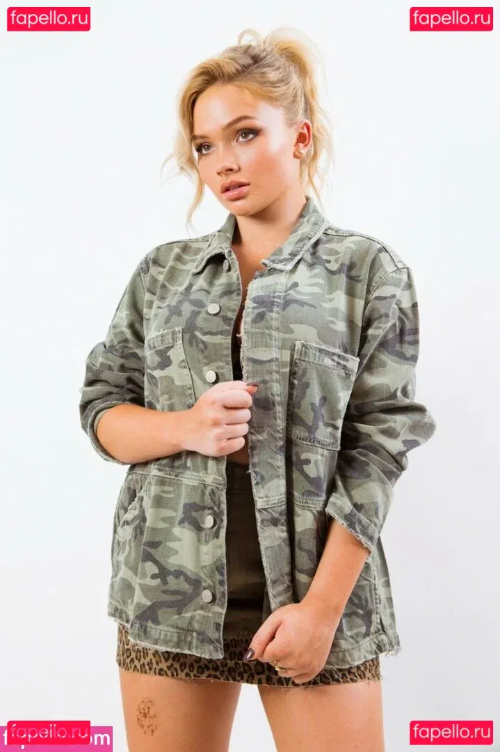 Natalie Alyn Lind Onlyfans Photo Gallery 