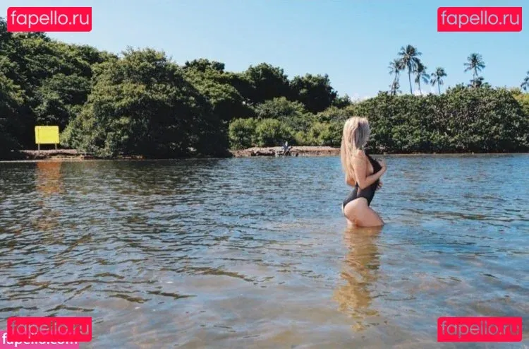 Natalie Alyn Lind Onlyfans Photo Gallery 