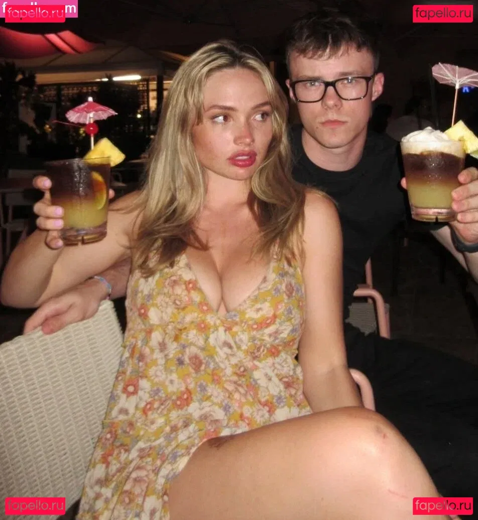 Natalie Alyn Lind Onlyfans Photo Gallery 