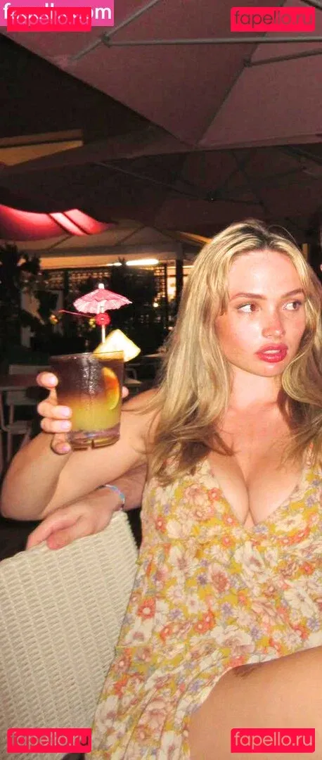 Natalie Alyn Lind Onlyfans Photo Gallery 