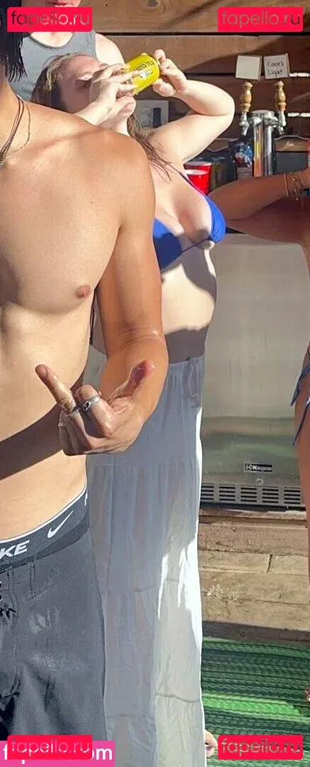 Natalie Alyn Lind Onlyfans Photo Gallery 