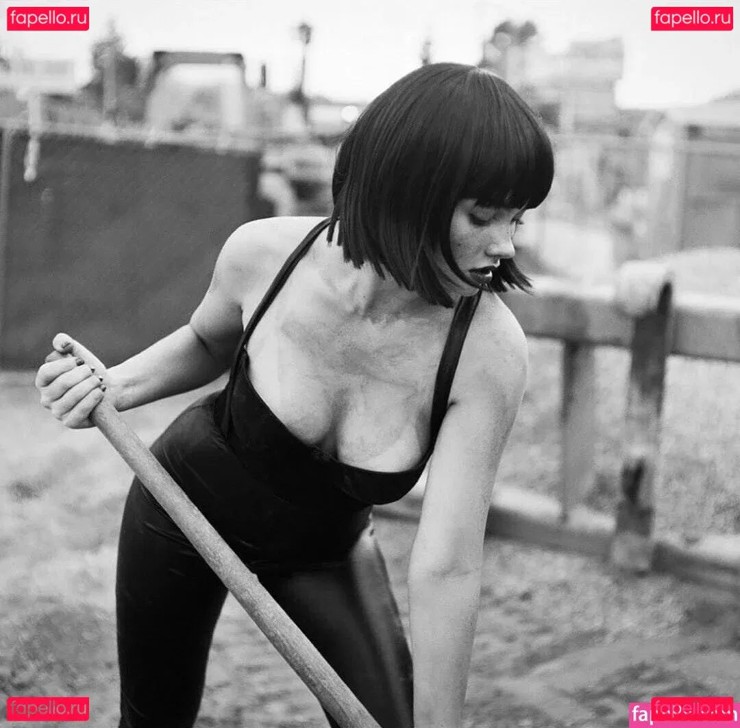 Natalie Alyn Lind Onlyfans Photo Gallery 