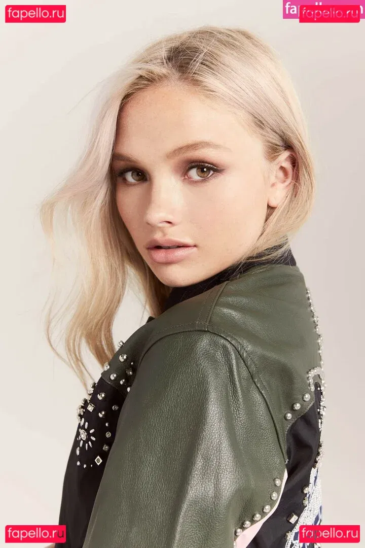 Natalie Alyn Lind Onlyfans Photo Gallery 